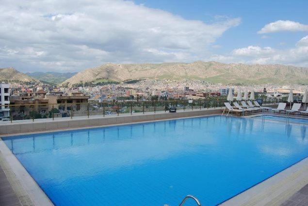 King Rixos Duhok Hotel Kültér fotó